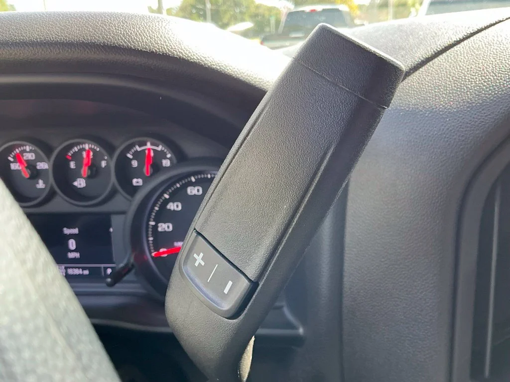Used 2025 White GMC Pro image 26