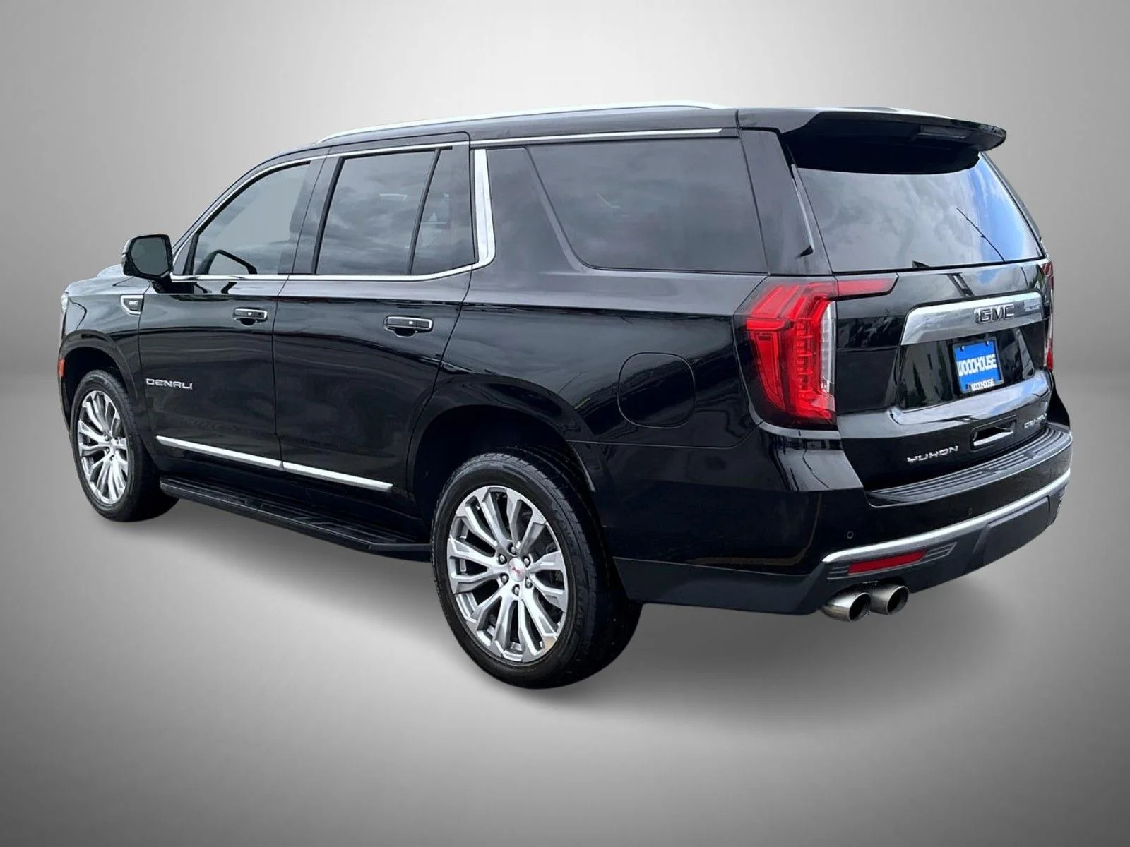 Used 2021 Black GMC Denali image 7