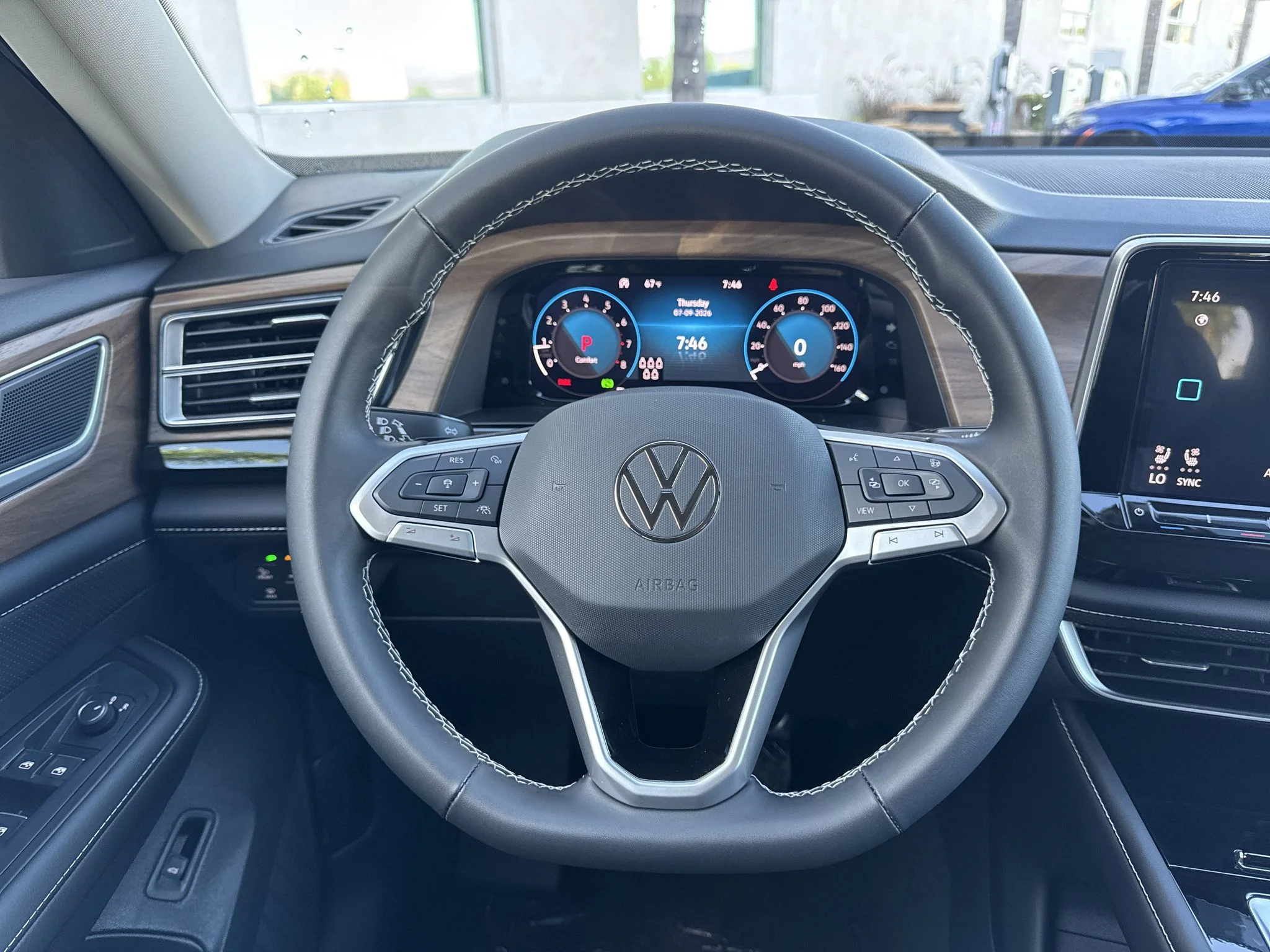 New 2026 Opal White Pearl Volkswagen 2.0T SE w/Technology image 17