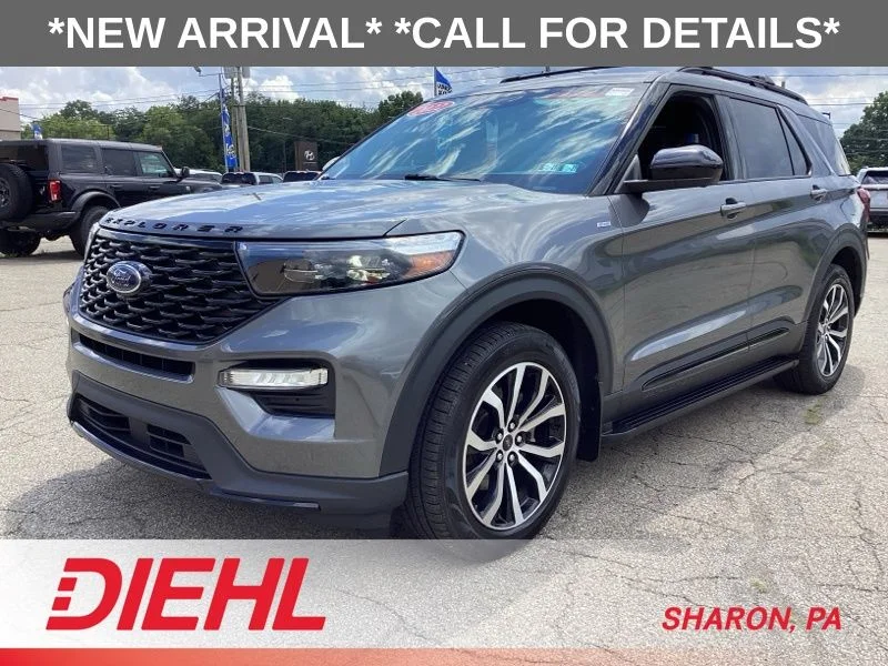Used 2022 Gray Ford ST-Line image 4