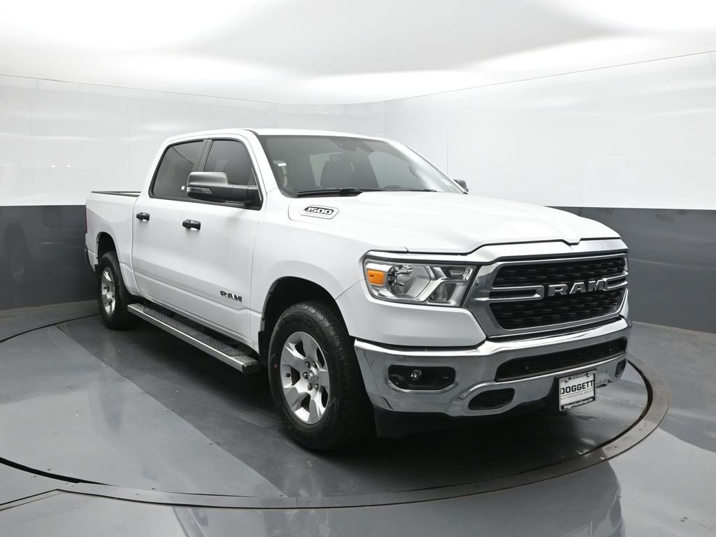Used 2024 White Ram Big Horn/Lone Star image 17