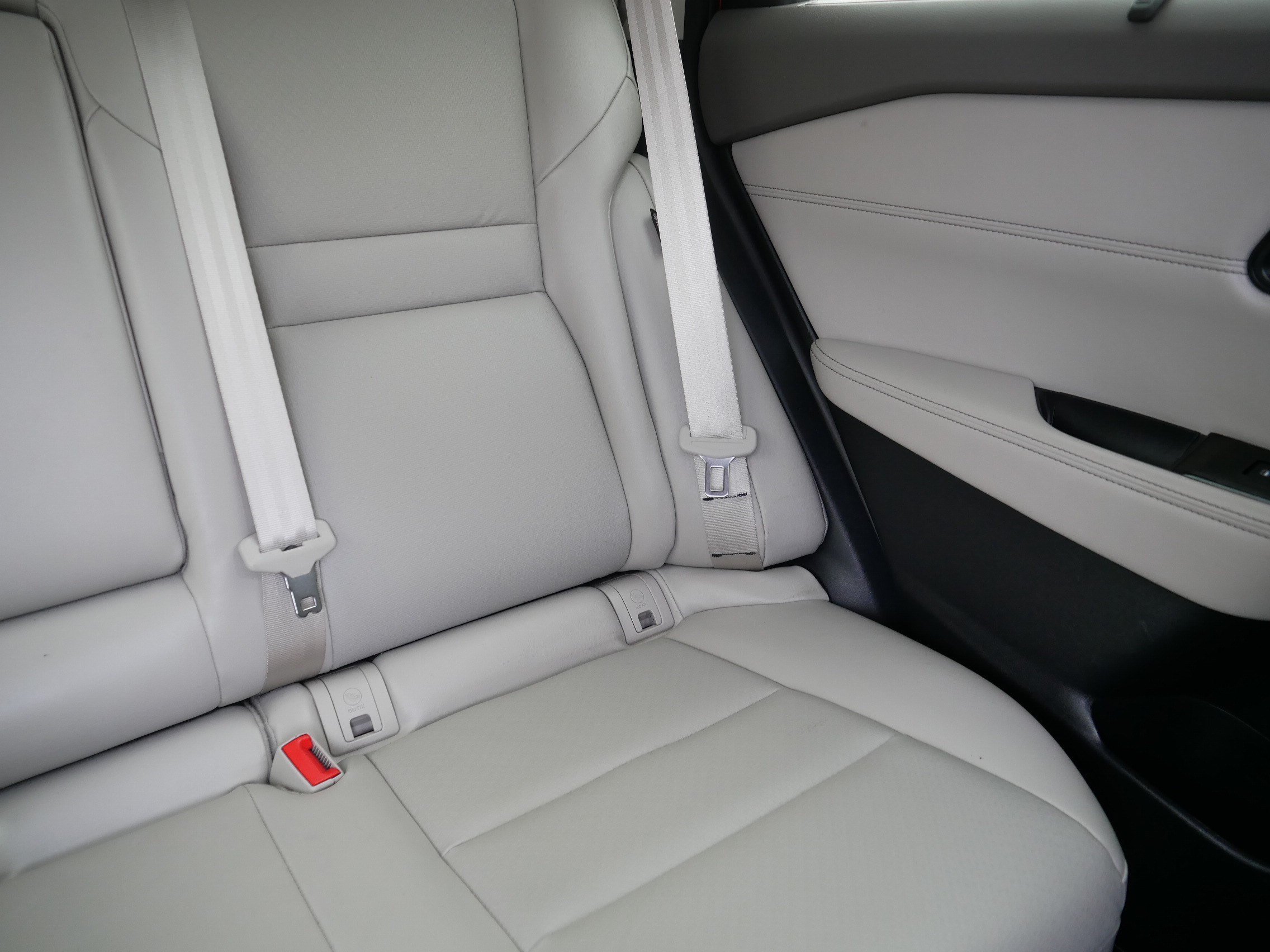 Certified Used 2023 Scarlet Ember Tintcoat Nissan SV image 14
