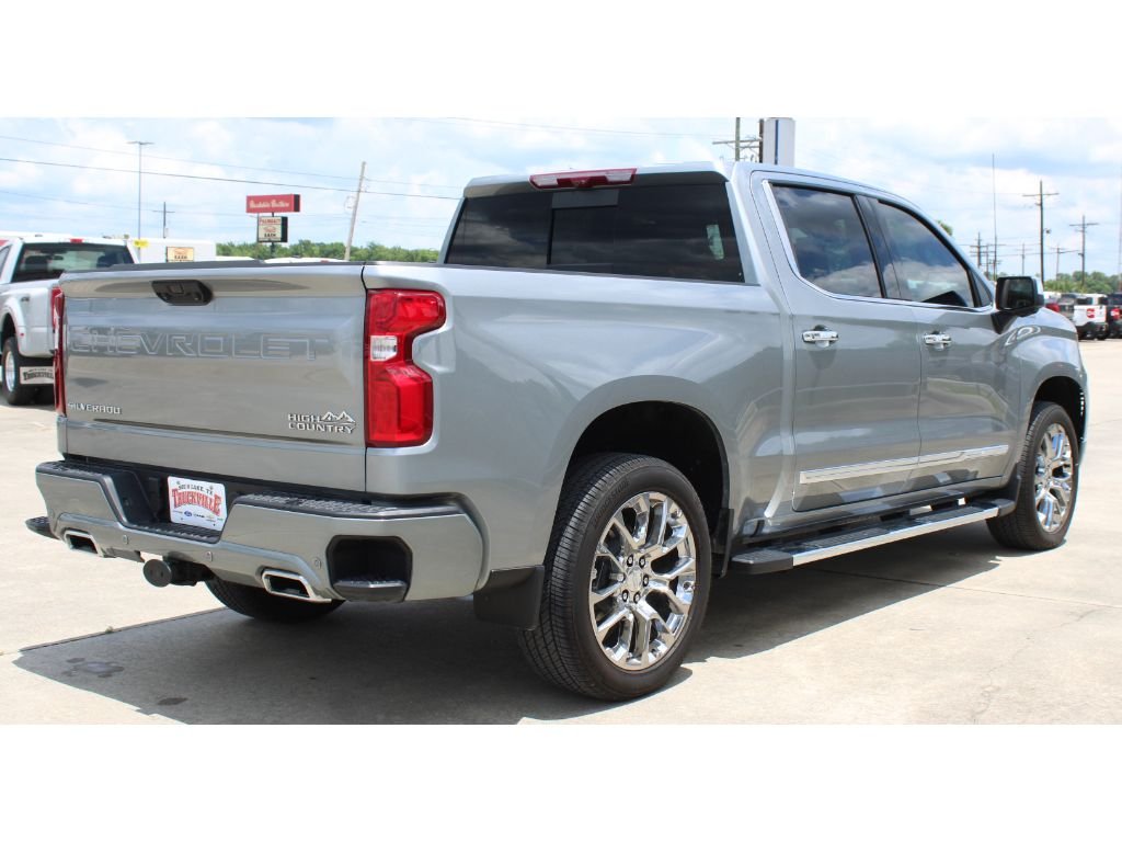 Used 2025 Sterling Gray Metallic Chevrolet High Country image 29