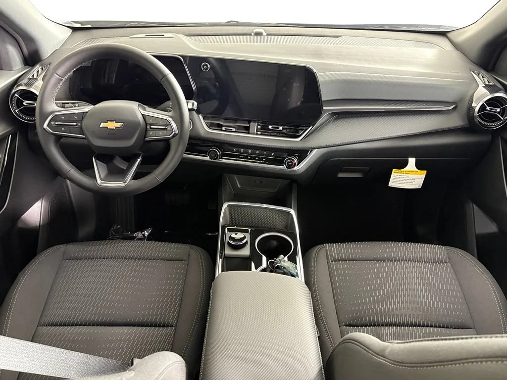 2027 Chevrolet Equinox LT - Photo 17