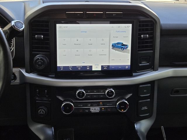 Used 2022 White Ford XLT image 18