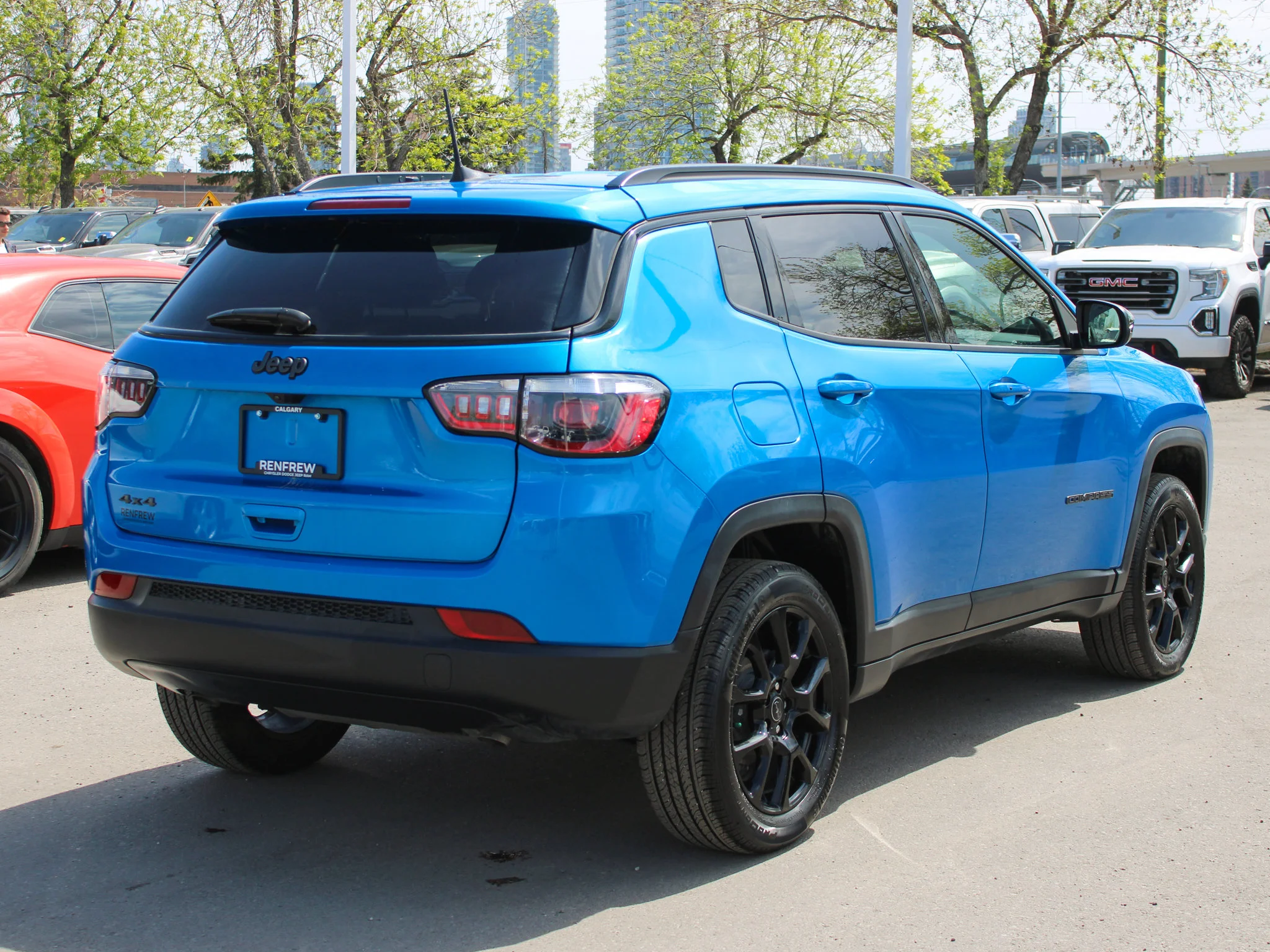 Certified Used 2025 Blue Jeep Altitude * Heated Seats, Navigation, Backup Camera, No Accidents, Apple CarPlay image 16