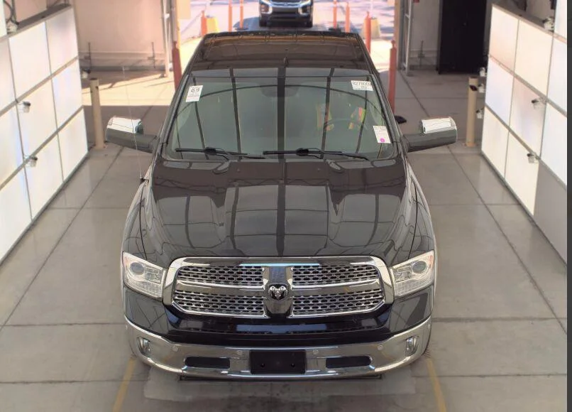 Used 2017 Brilliant Black Crystal Pearlcoat Ram Laramie image 16