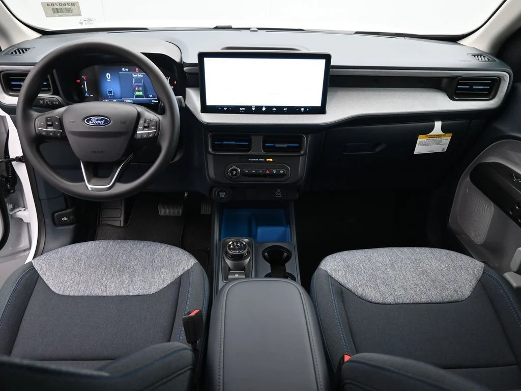 New 2026 Oxford White Ford XLT image 19