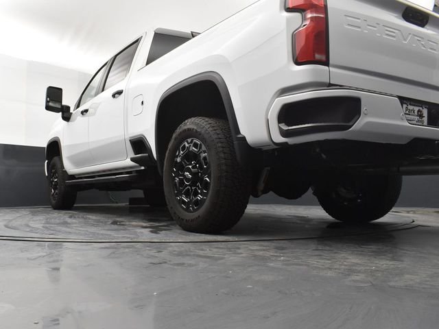 Used 2024 White Chevrolet LT image 22