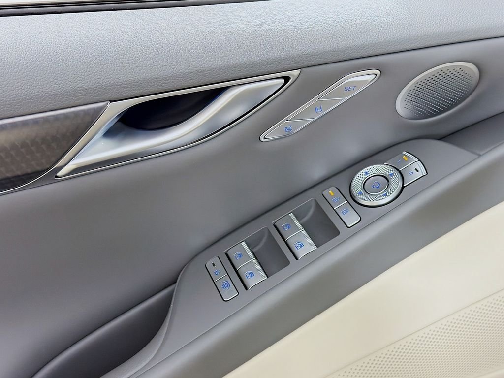 New 2027 Capri Blue Genesis 2.5T Sport Prestige image 18