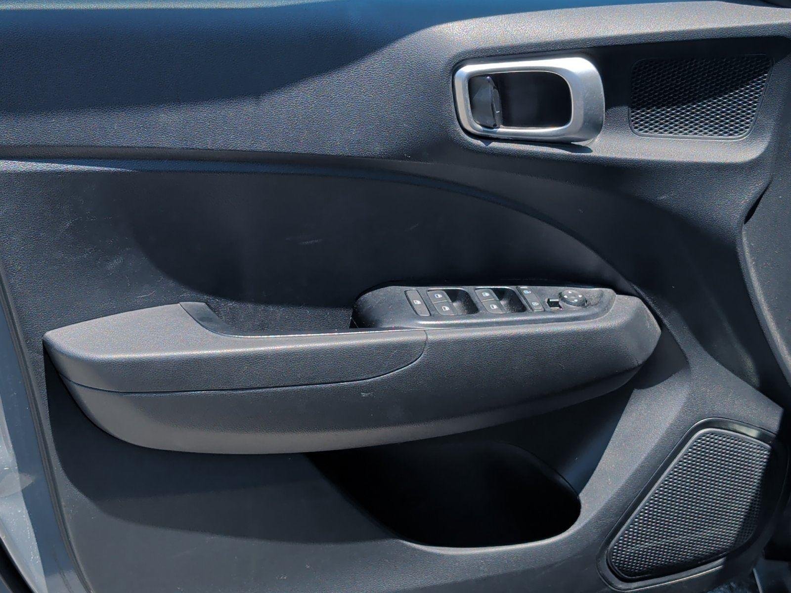 Used 2021 Galactic Gray Hyundai SE image 13
