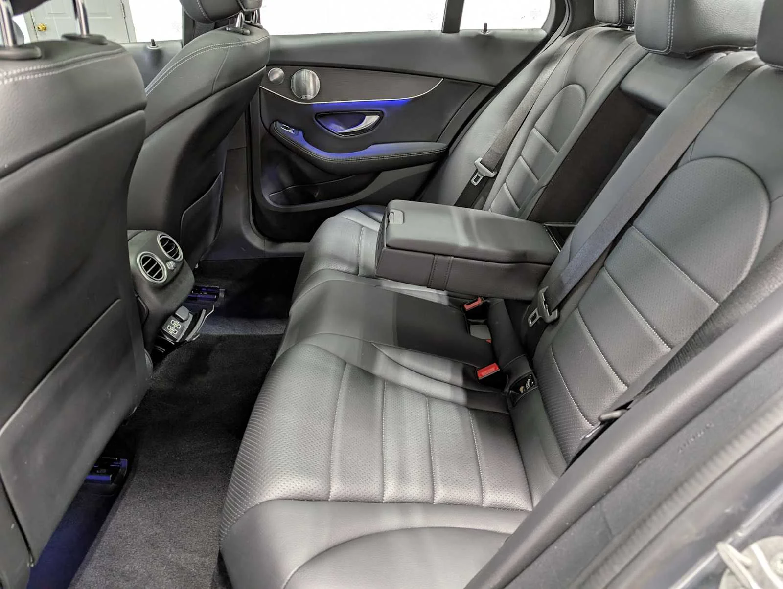 Used 2021 Selenite Grey Metallic Mercedes-Benz C 300 image 23