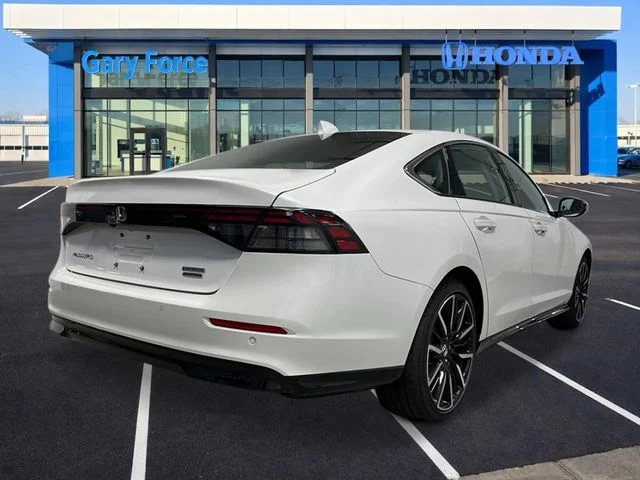 New 2026 Platinum White Pearl Honda Touring image 5