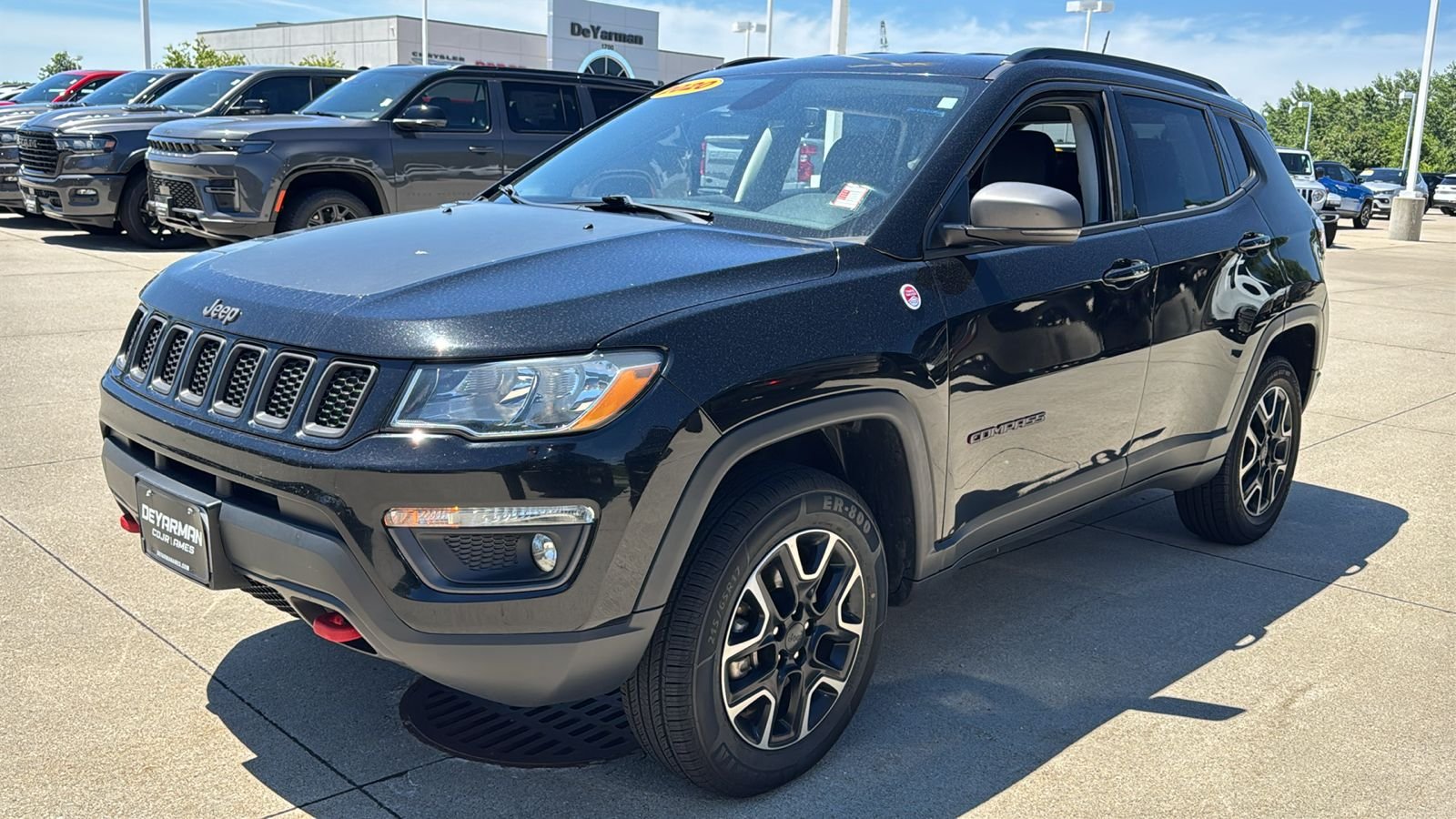 Used 2020 Black Jeep Trailhawk image 5