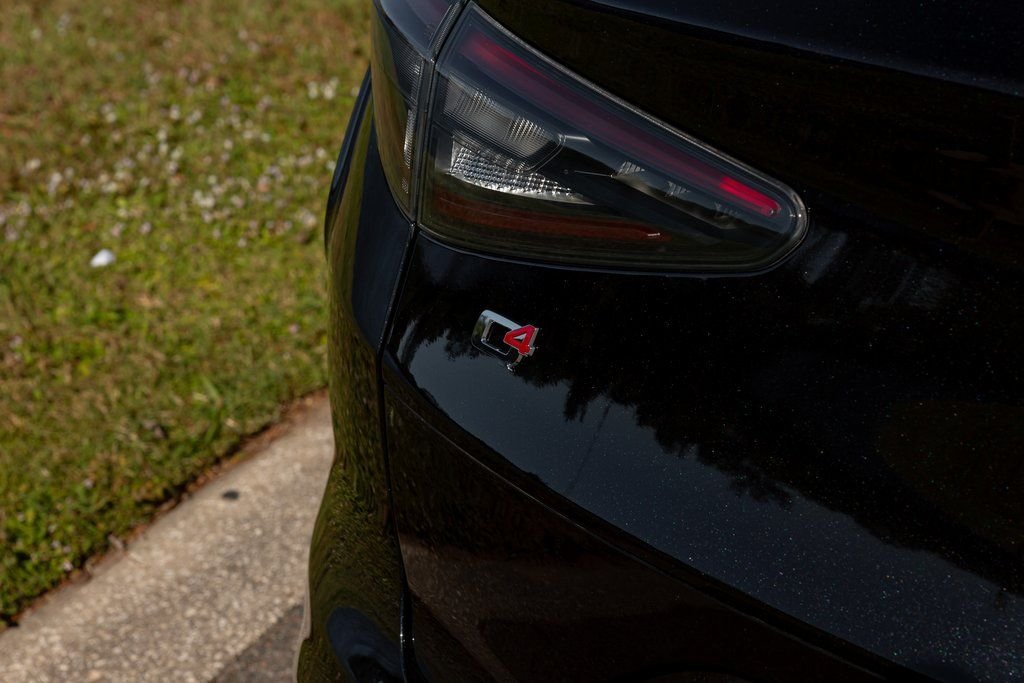 2024 Alfa Romeo Stelvio Quadrifoglio - Photo 10