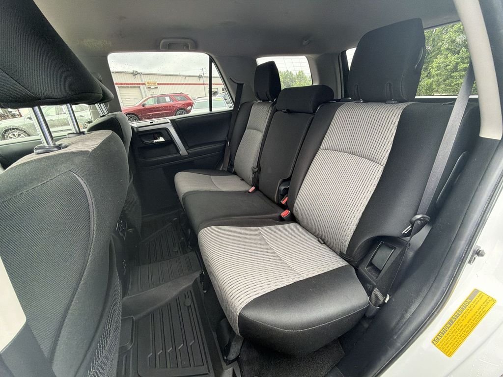 Used 2019 White Toyota SR5 image 22