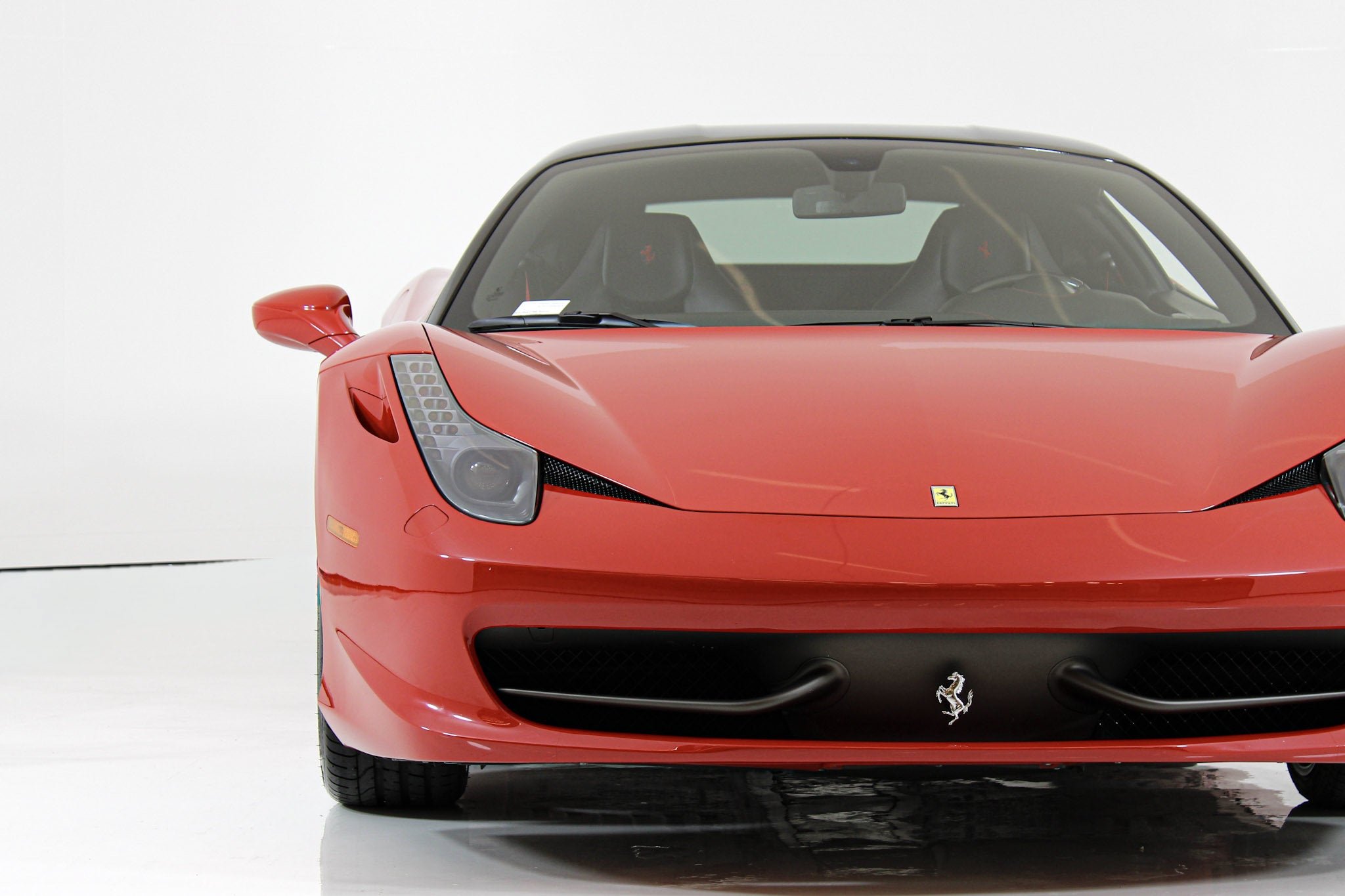Used 2015 Red Ferrari  image 10