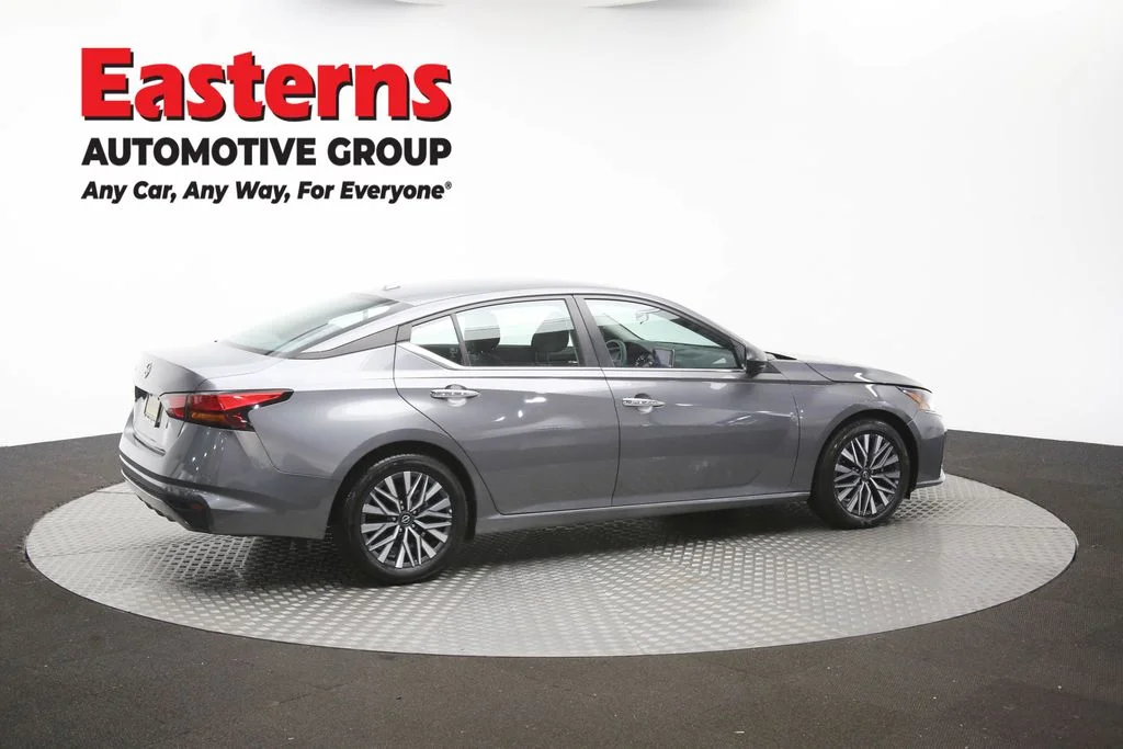 Used 2025 Gray Nissan 2.5 SV image 42