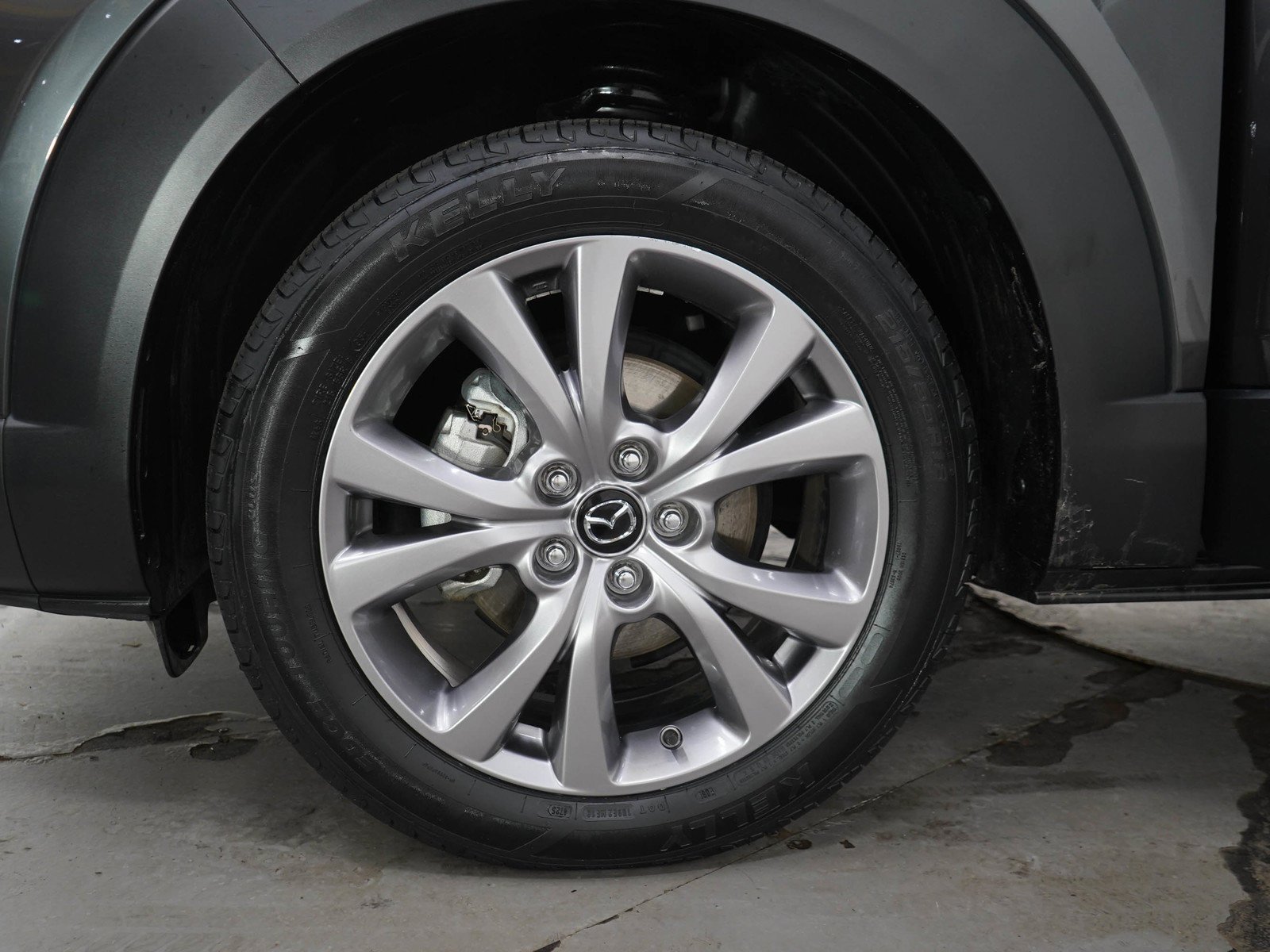 Used 2021 Machine Gray Metallic Mazda Premium image 30
