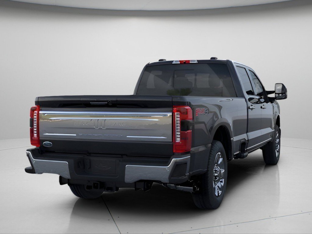 New 2026 Agate Black Metallic Ford King Ranch image 9
