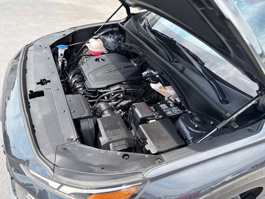 Used 2023 Gray Hyundai SEL image 21