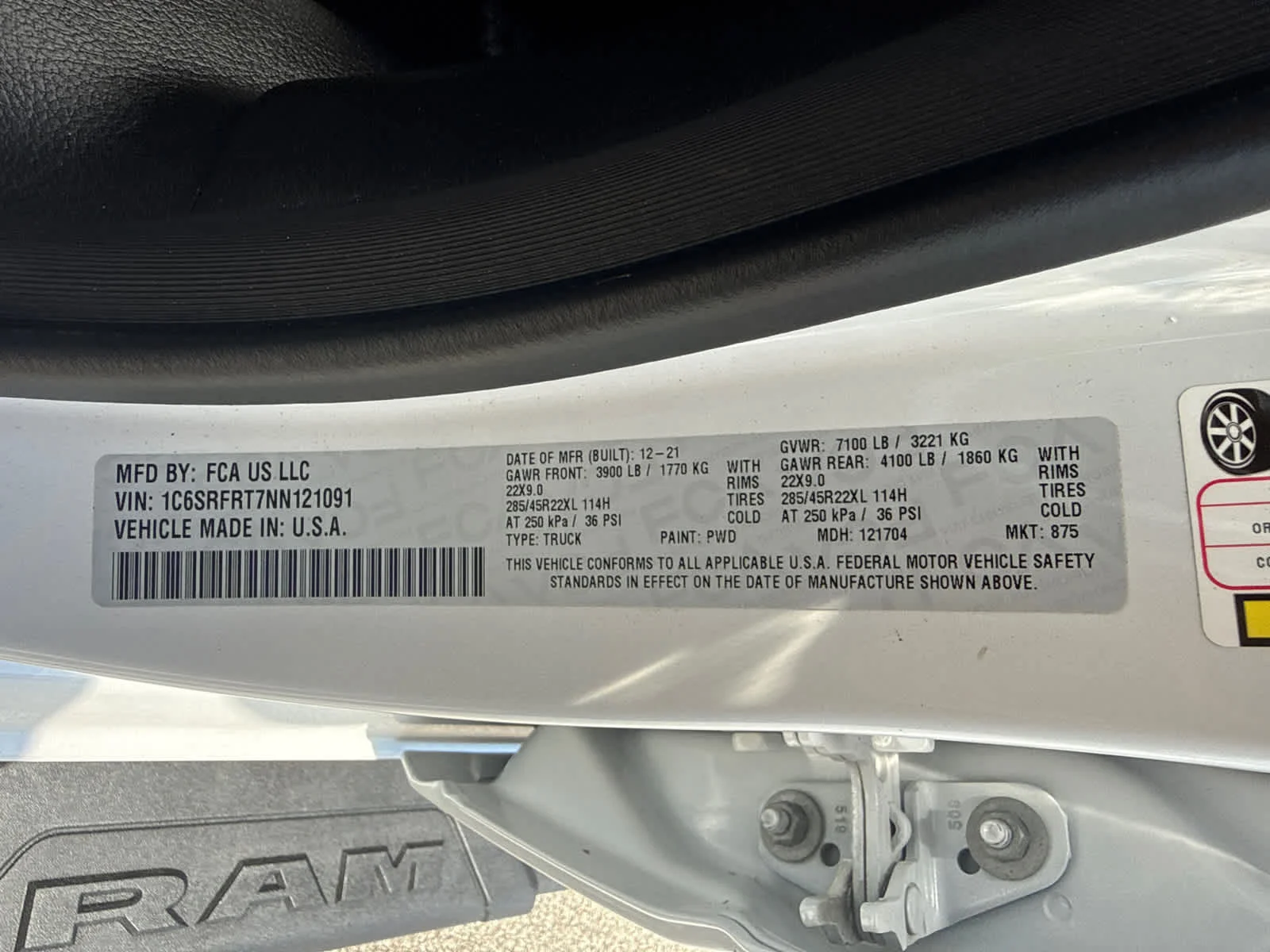 Used 2022 Ivory White Tri-Coat Pearlcoat Ram Laramie image 33