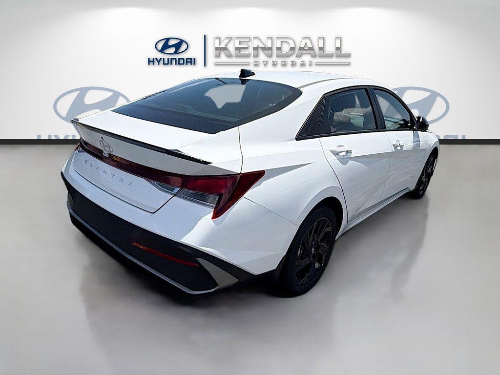 New 2026 Serenity White Hyundai SEL Sport image 6