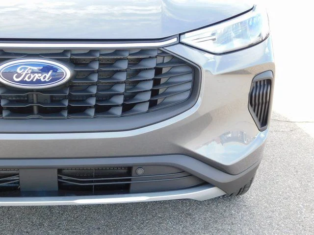 New 2026 Gray Ford Active image 9