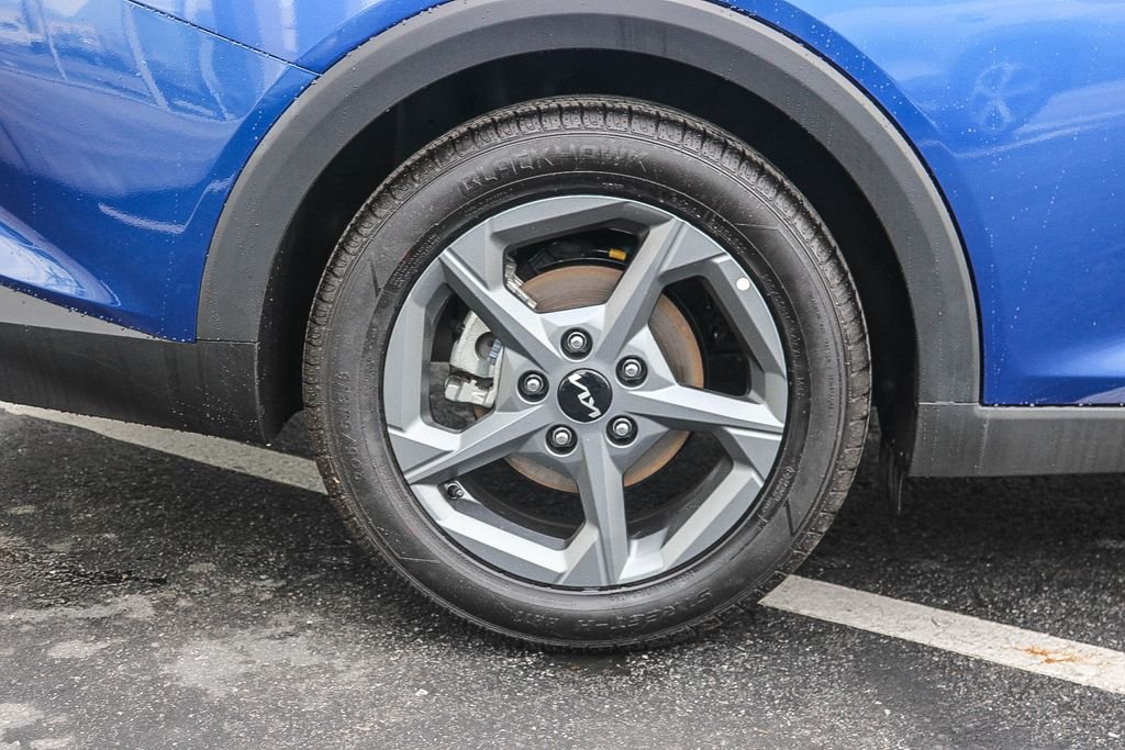 Used 2025 Blue Kia LXS image 10