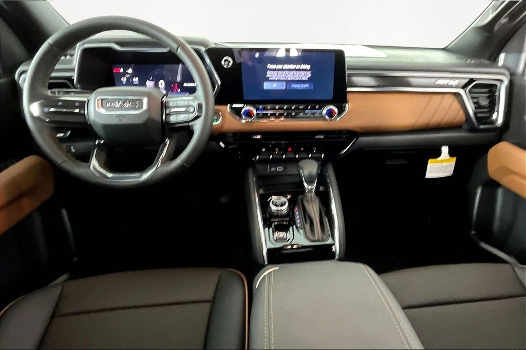 2026 GMC Canyon AT4 - Photo 6