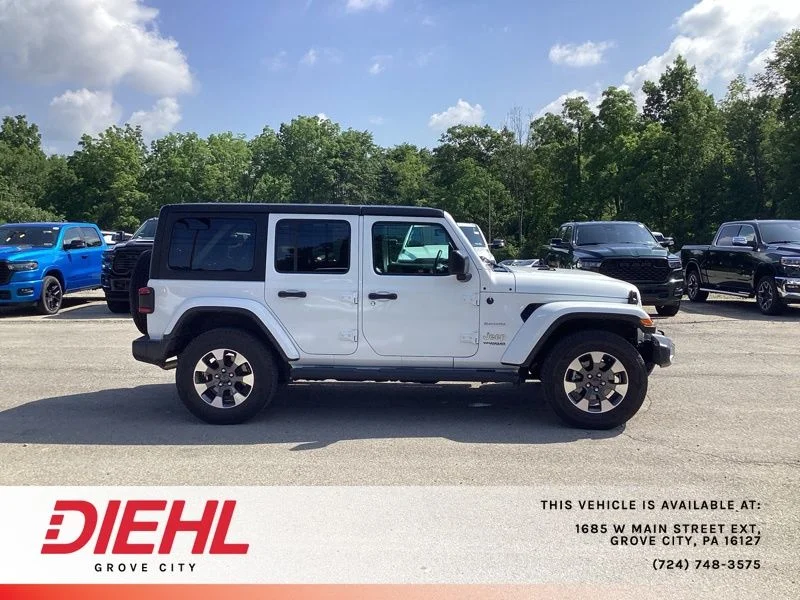 Used 2022 White Jeep Unlimited Sahara image 8