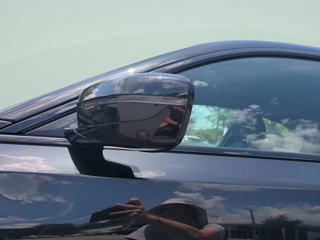 2025 BMW 2 Series 230i - Photo 12