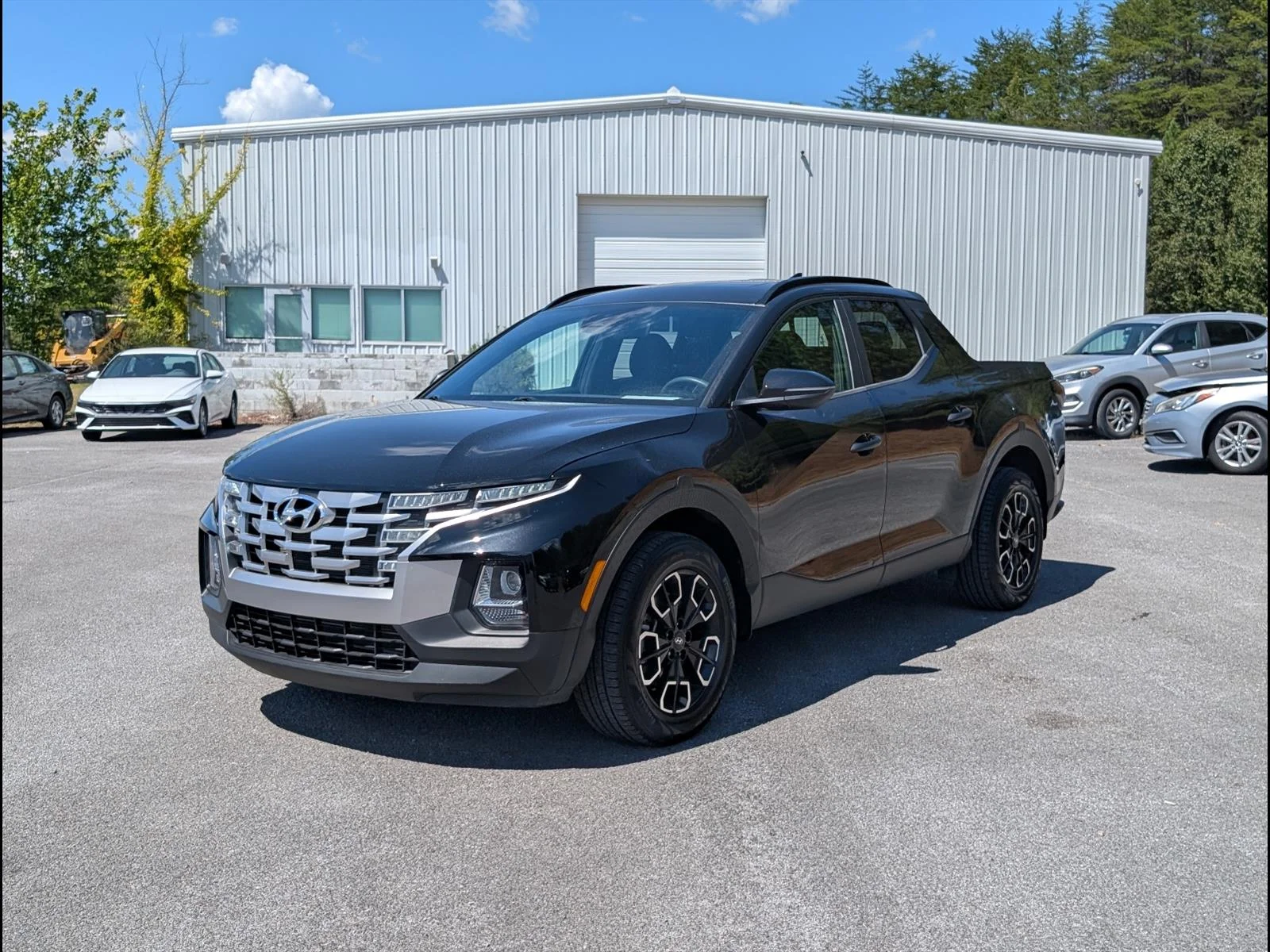 Used 2022 Black Hyundai SEL image 3