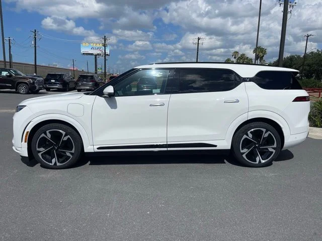 2024 VinFast VF 9 PLUS - Photo 4