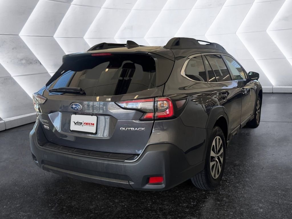 Used 2025 Gray Subaru Limited image 4