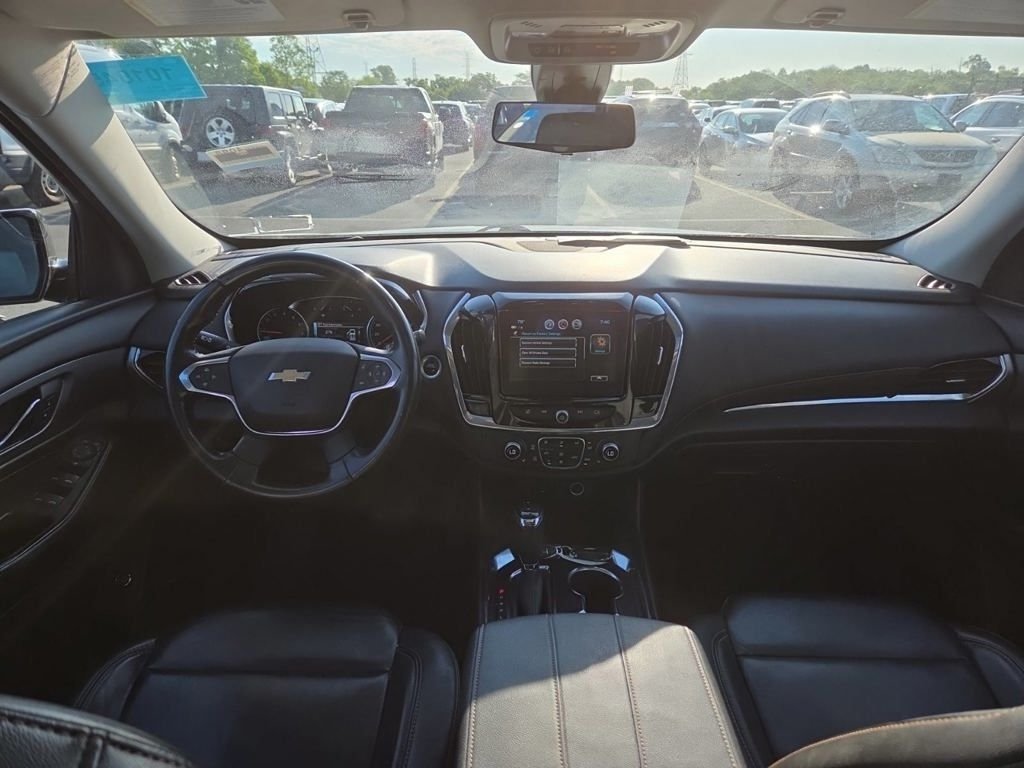 Used 2018 Black Chevrolet 3LT image 6