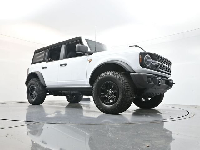 New 2026 Oxford White Ford Badlands® image 46