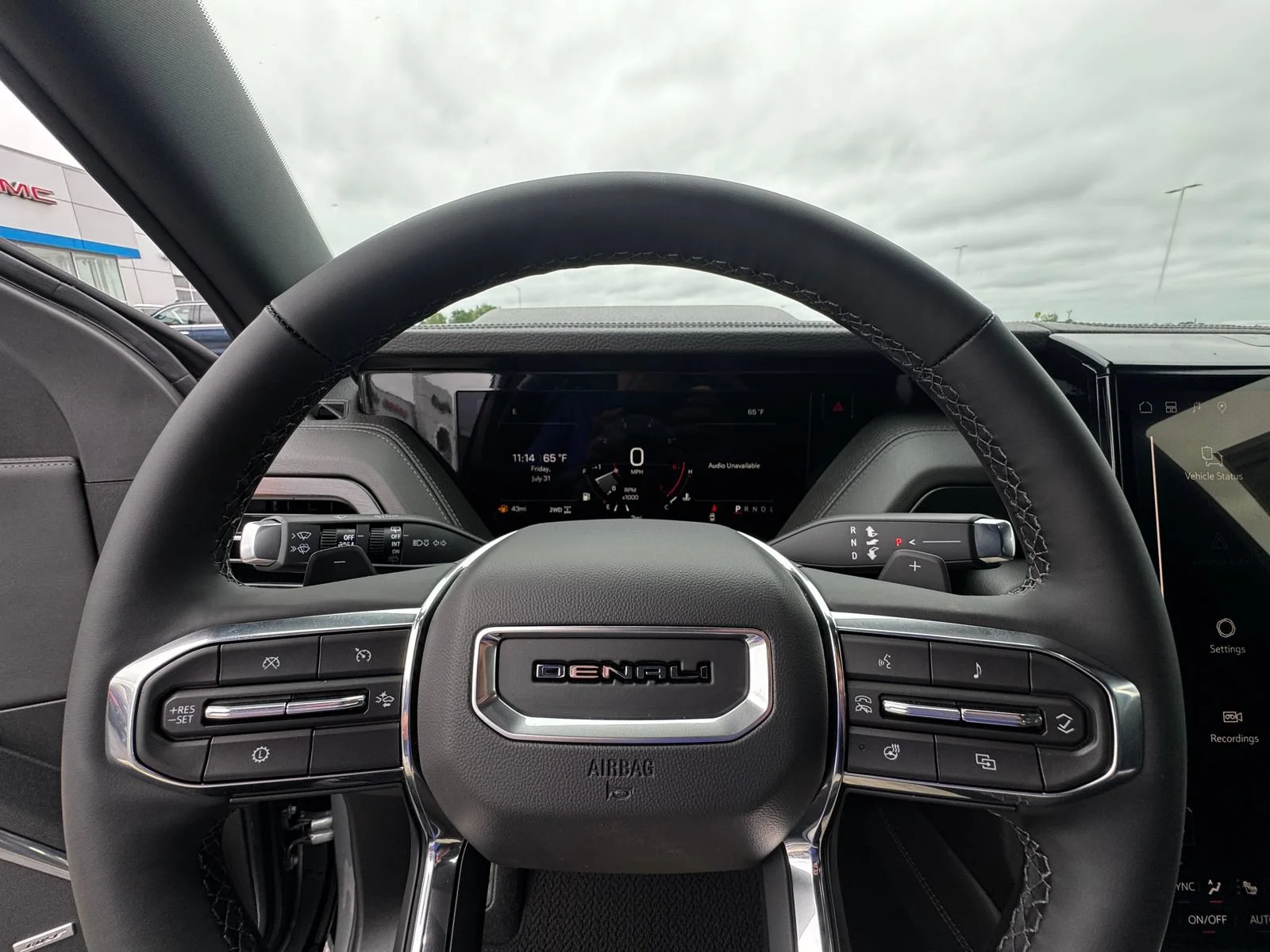 2026 GMC Yukon XL Denali - Photo 17
