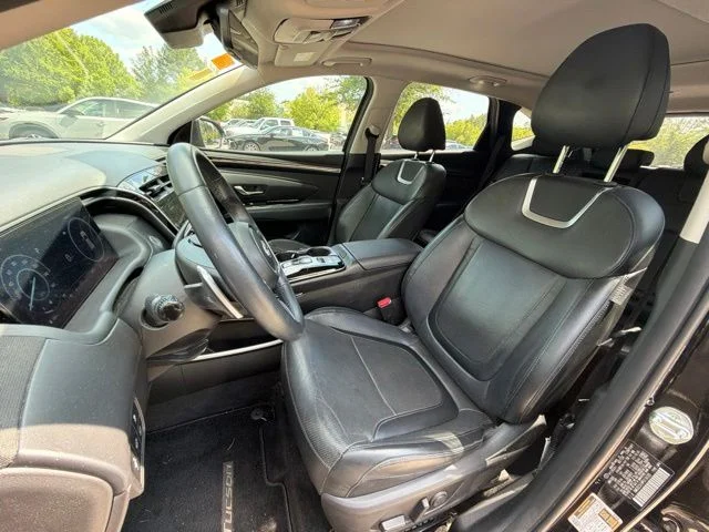 Used 2023 Black Hyundai Limited image 10