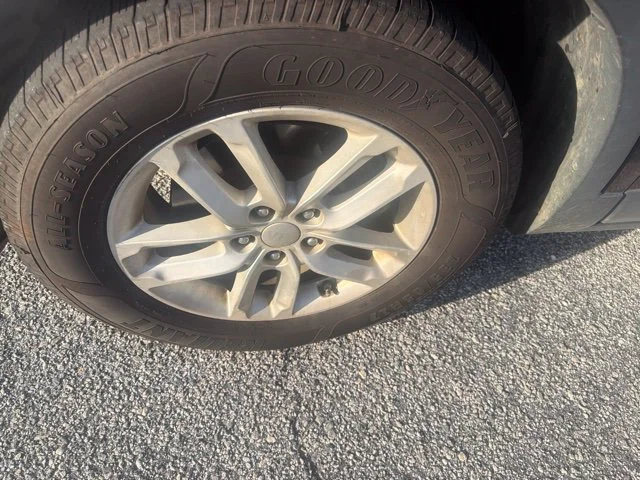 Used 2014 Red Kia LX image 24