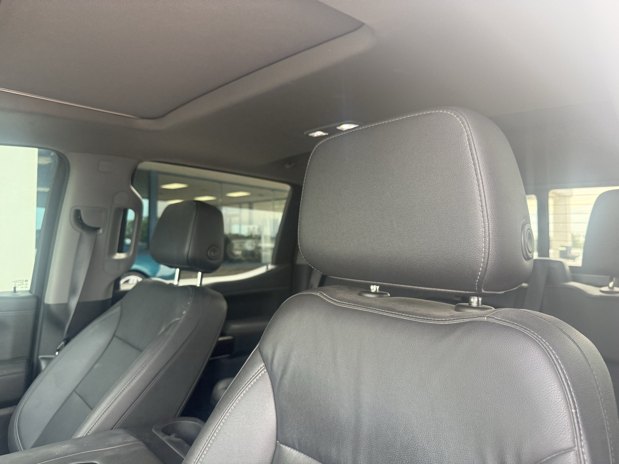 Used 2022  Chevrolet LT Trail Boss image 3