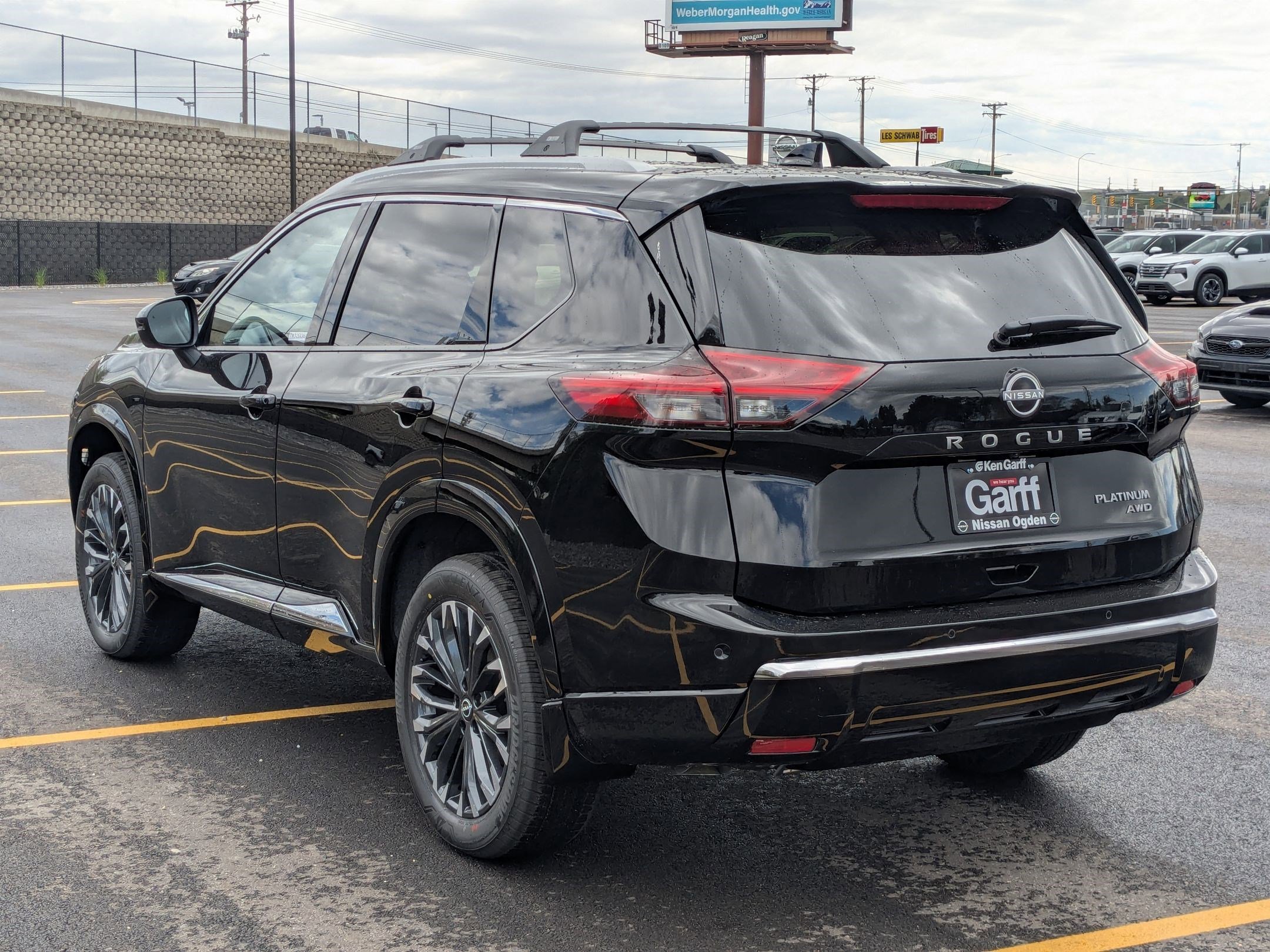 New 2026 Super Black Nissan Platinum image 5
