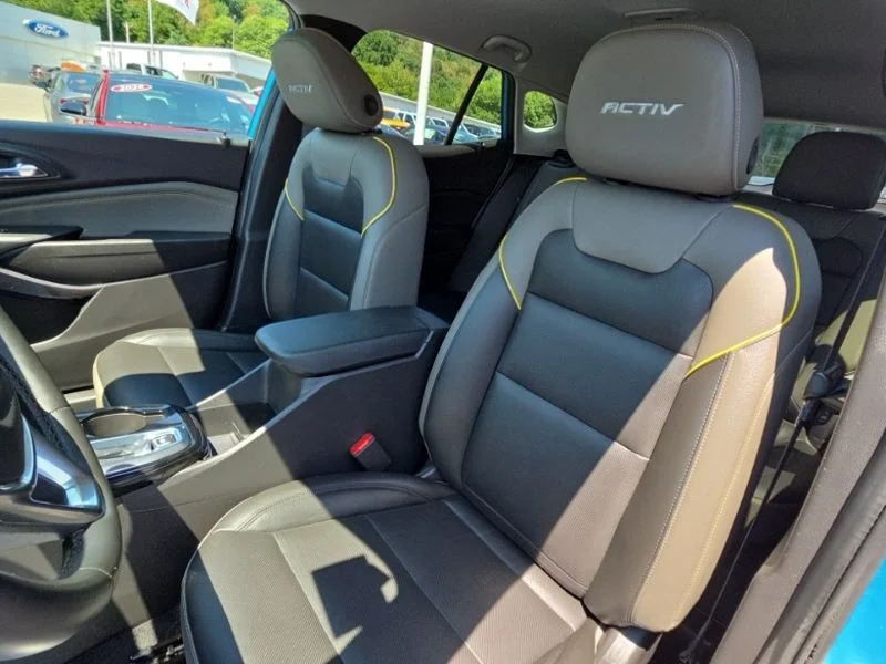 Used 2025 Blue Chevrolet ACTIV image 23