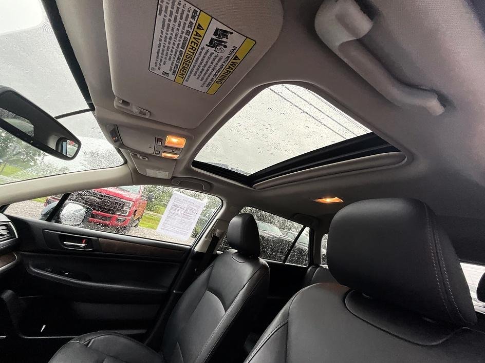 Used 2017 Blue Subaru 2.5i image 29