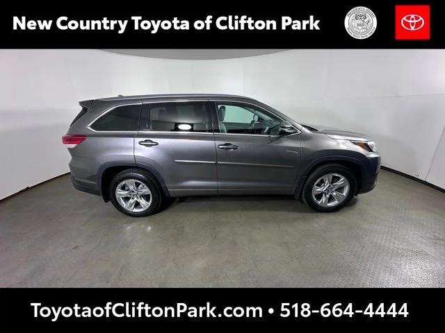 Used 2018 Gray Toyota Limited image 2