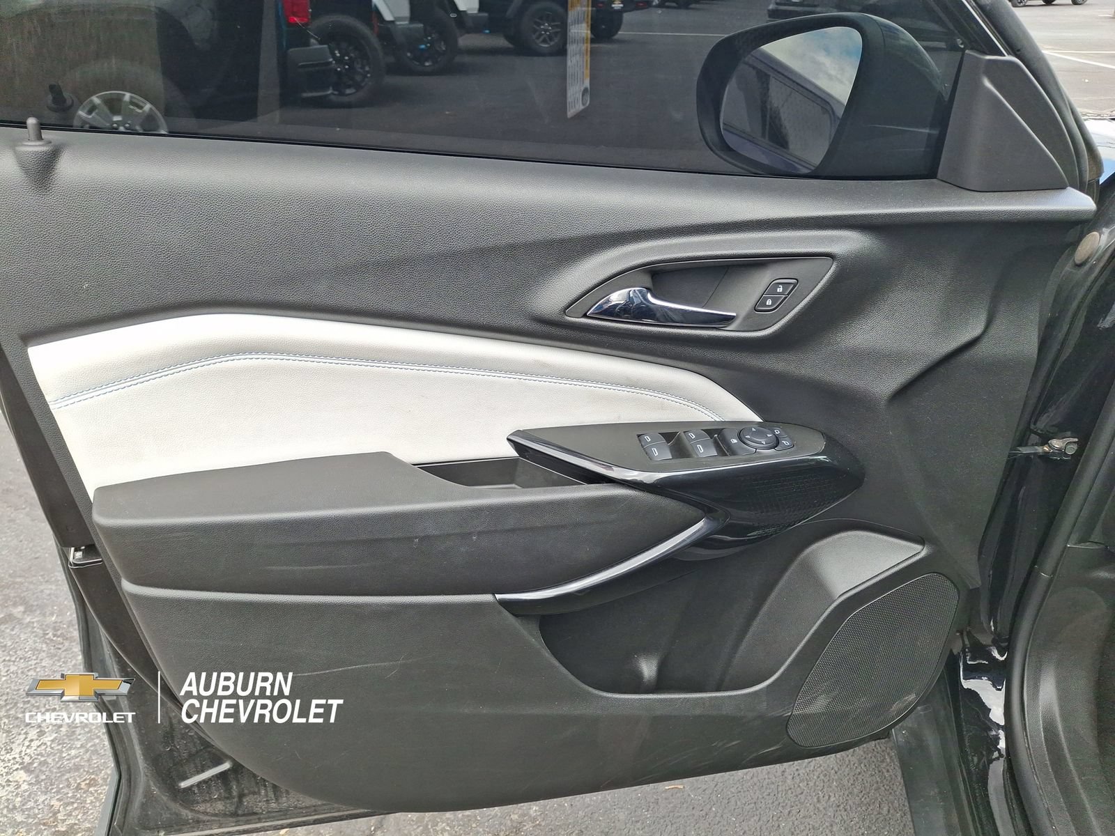 Used 2024 Mosaic Black Metallic Chevrolet LT image 15