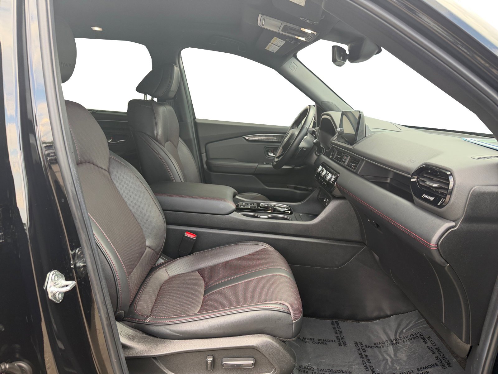 2025 Honda Pilot Black Edition - Photo 31