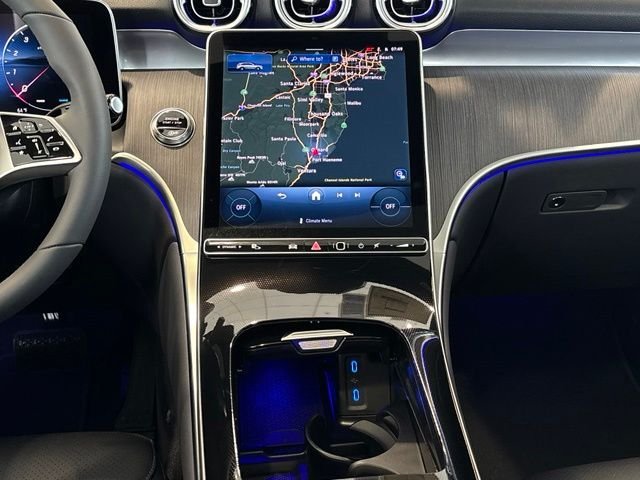 New 2026 Polar White Mercedes-Benz GLC 300 image 29