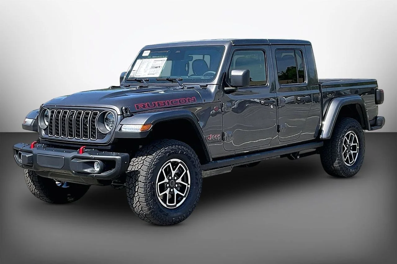 New 2026 Granite Crystal Metallic Clearcoat Jeep Rubicon X image 4