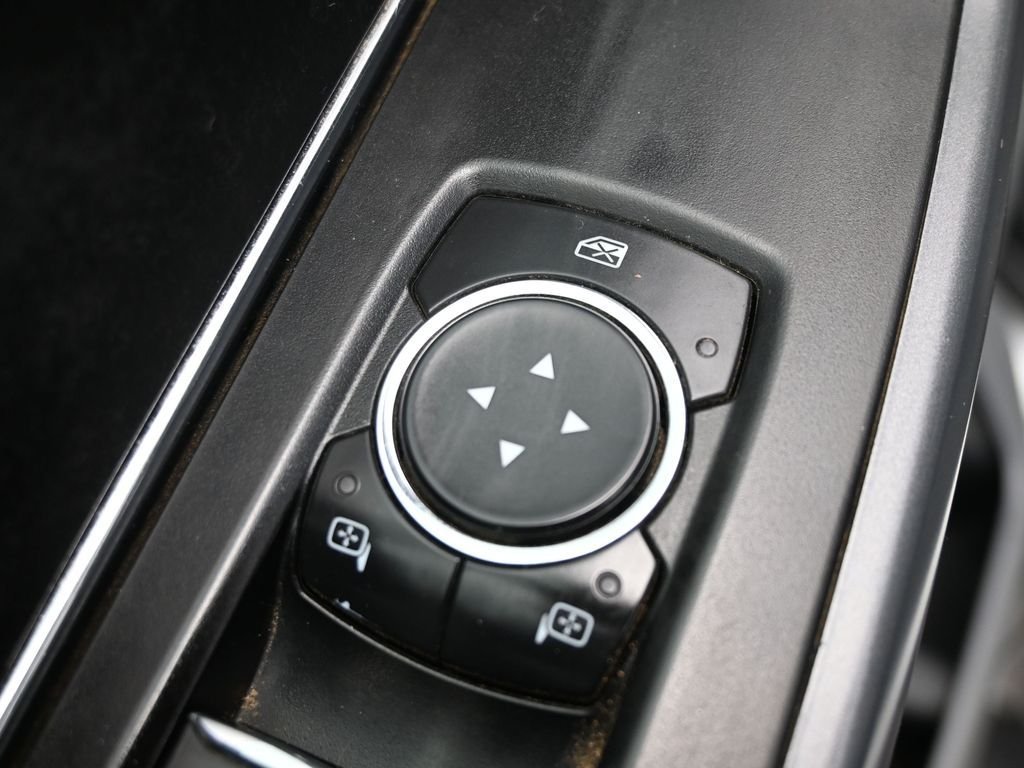 Used 2022 White Ford XLT image 14